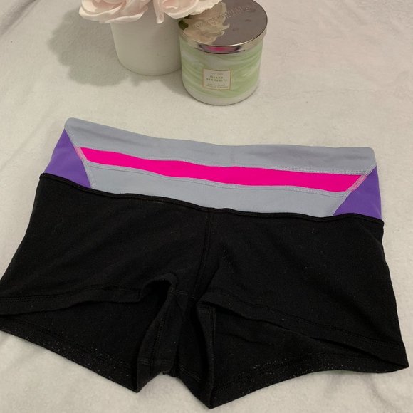 Lululemon Shorts - Picture 1 of 2